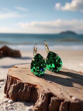 Handcrafted earrings with Swarovski crystal